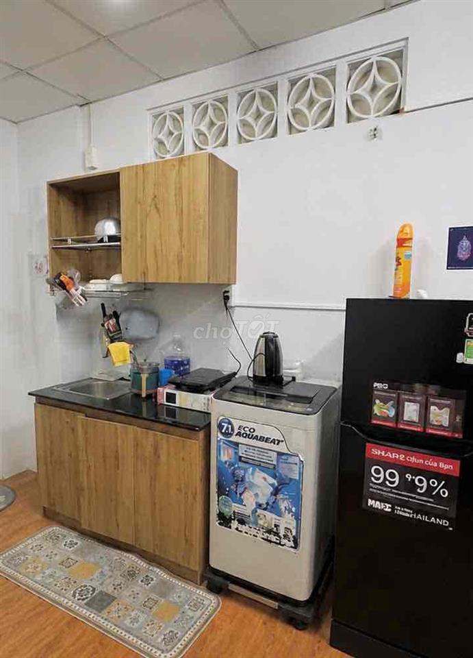 Ký Túc Xá Sinh Viên Hutech, GTVT, Ngoại Thương