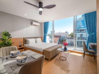 Bán toà căn hộ 6 tầng ngay cầu sông hàn và vincom 23.5 tỷ có hợp đồng thuê 100tr/tháng