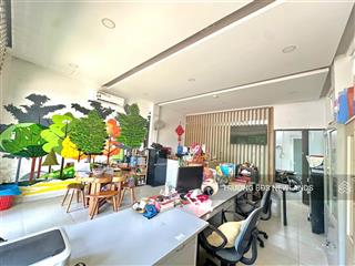 Cho thuê mặt bằng góc 2 mặt tiền vị trí đẹp gần cầu rồng 12trr/tháng