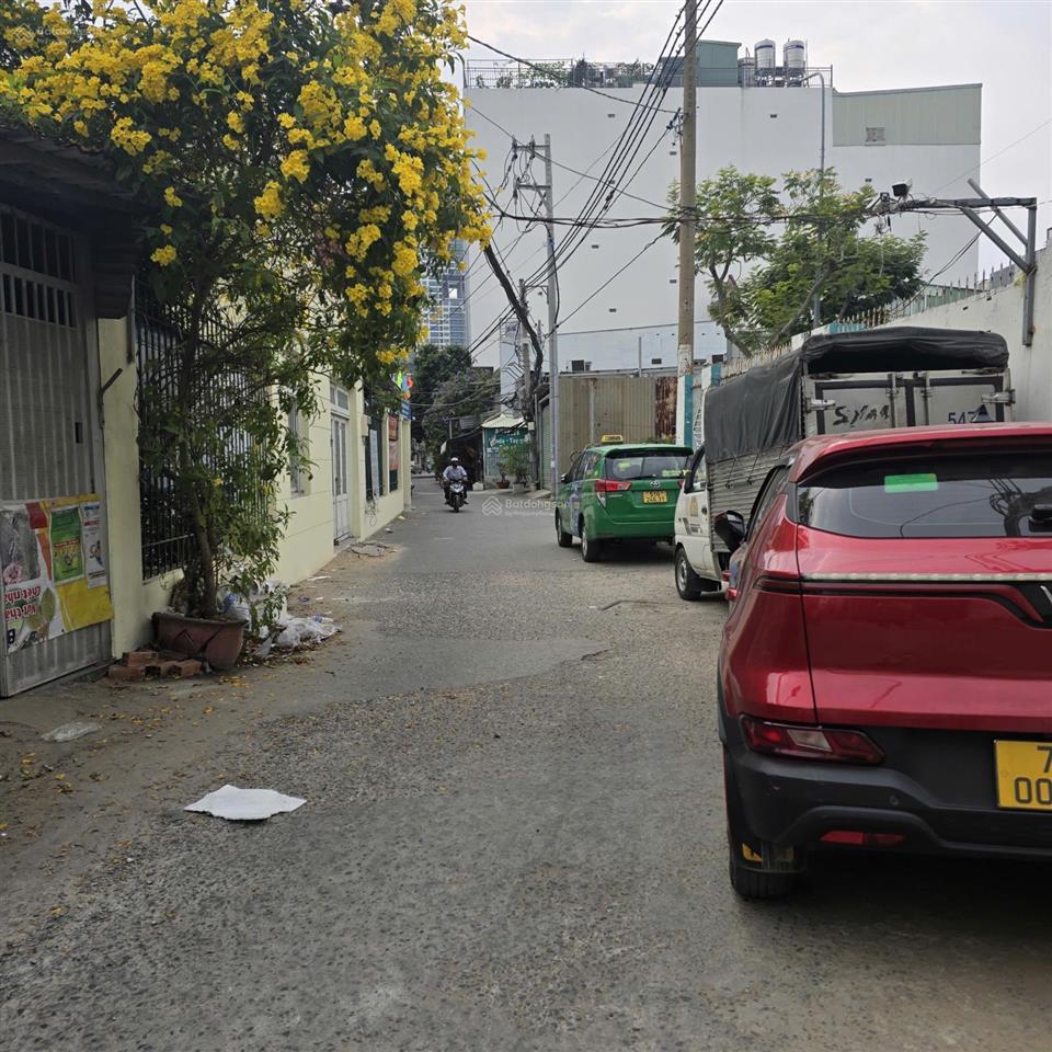 Bán nhà đẹp phú thuận q7, hẻm ô tô thông, gần huỳnh tấn phát, giá tốt, hợp ở, kd