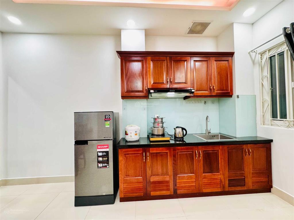 Căn hộ cao cấp 30m2 full nội thất lê văn sỹ, quận 3 gần chợ nguyễn văn trỗi