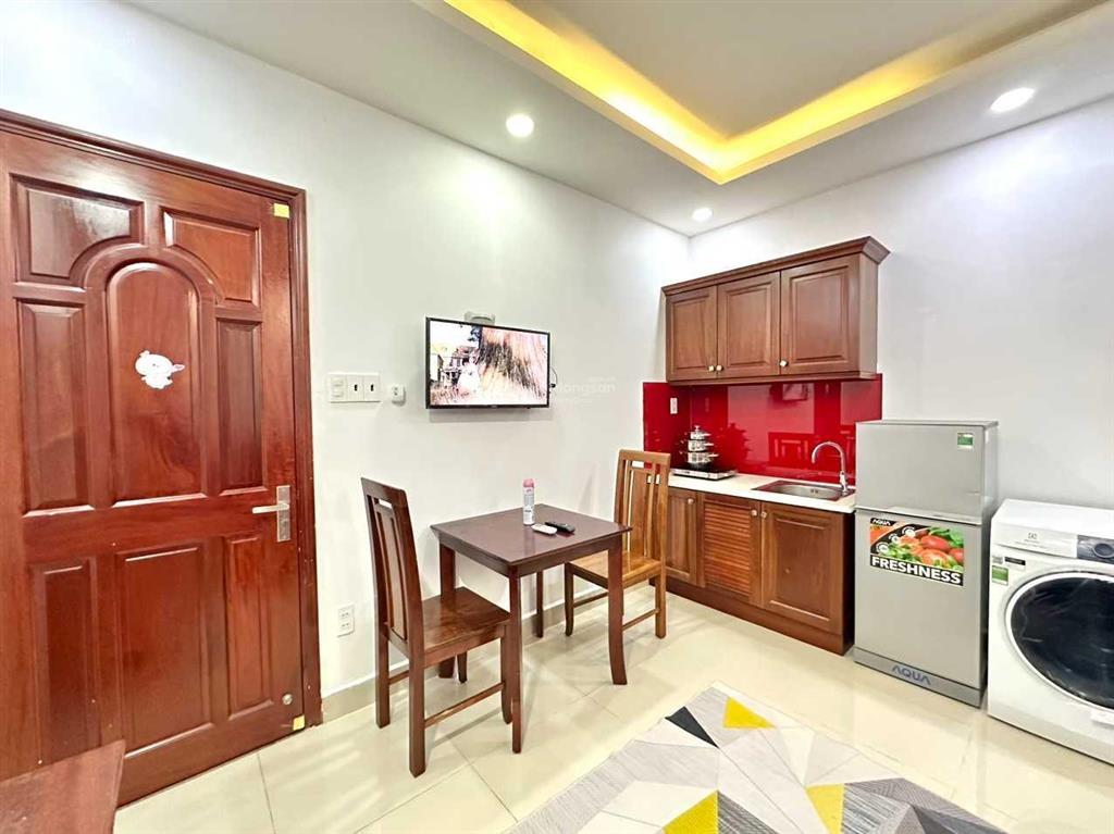 Ở liền! căn hộ cao cấp 30m2 full nội thất máy giặt riêng gần cv lê thị riêng