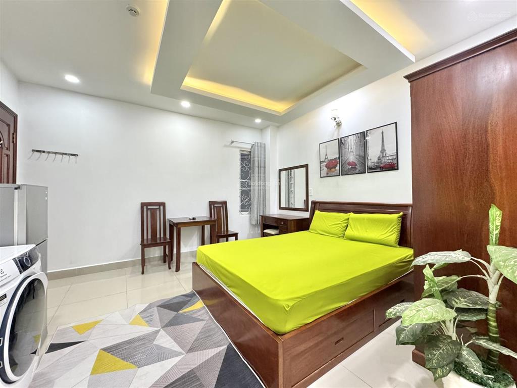 Phòng cao cấp 30m2 full nội thất gần công viên lê thị riêng