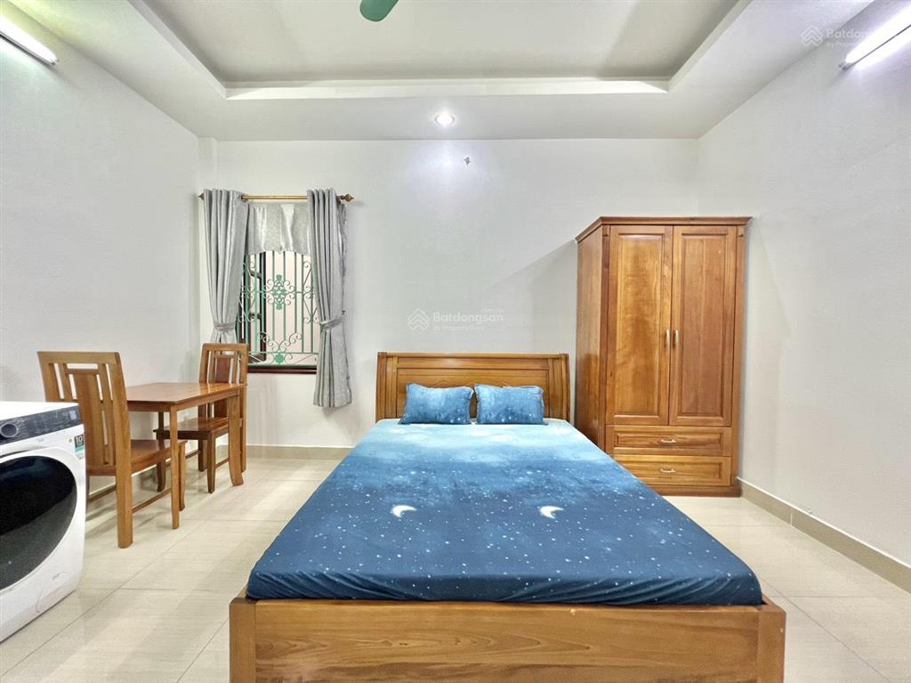 Phòng 30m2 full tiện nghi lê văn sỹ, giao trần quang diệu