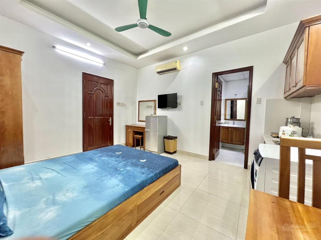 Phòng 30m2 full tiện nghi lê văn sỹ, giao trần quang diệu