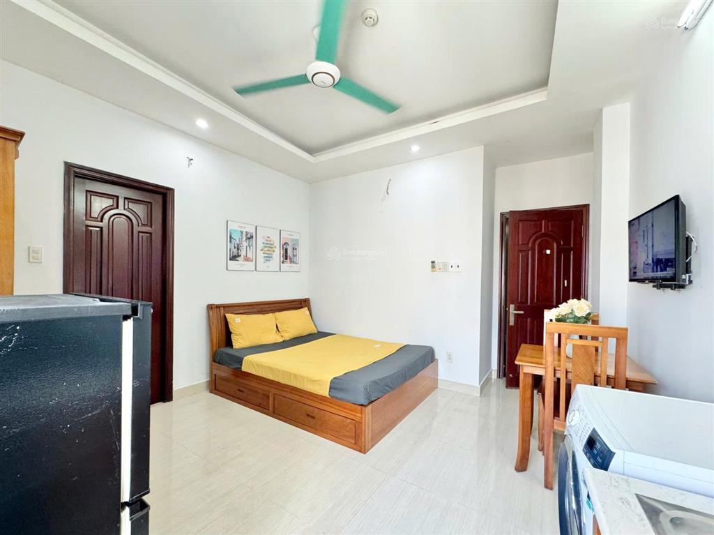 Căn hộ cao cấp 30m2 full tiện nghi lê văn sỹ, quận 3, gần chợ nguyễn văn trổi