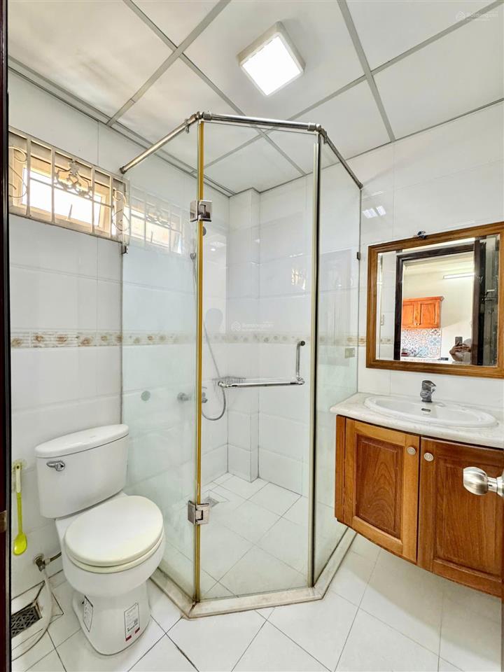 Căn hộ cao cấp 30m2 full tiện nghi lê văn sỹ, quận 3, gần chợ nguyễn văn trổi
