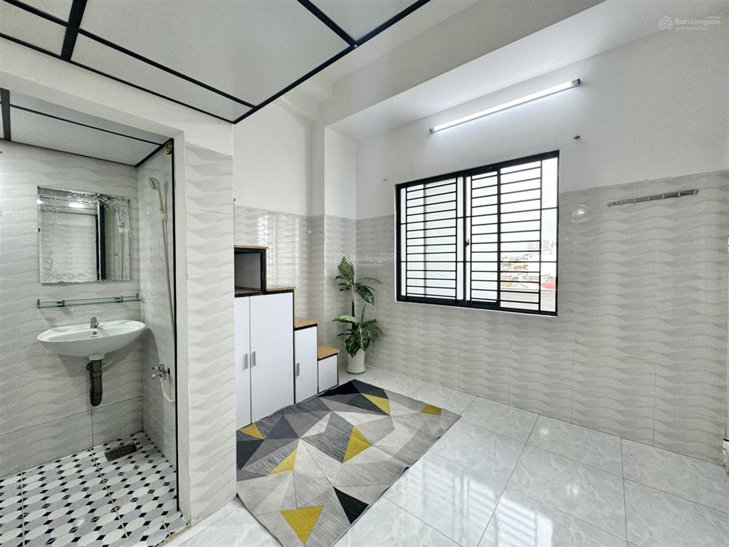 Cho thuê phòng cao cấp gác lửng 100% full tiện nghi gần đh bách khoa