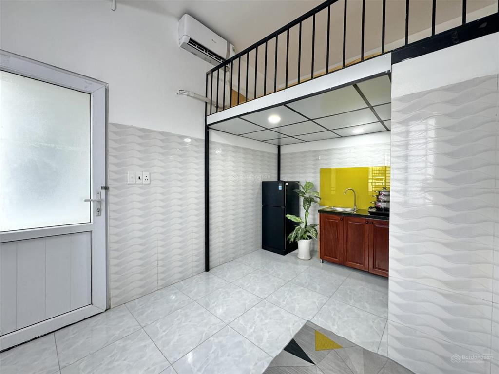 Cho thuê phòng cao cấp gác lửng 100% full tiện nghi gần đh bách khoa