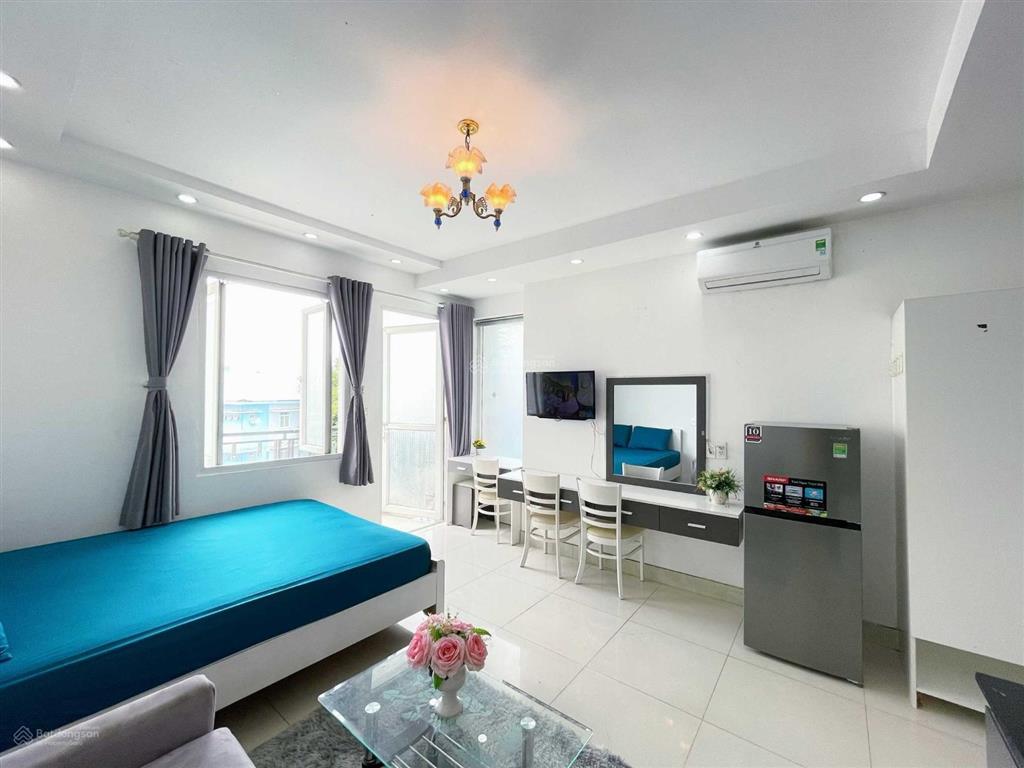 Ở liền! ban công 35m2 full nội thất lê văn sỹ gần coopmart nhiêu lộc