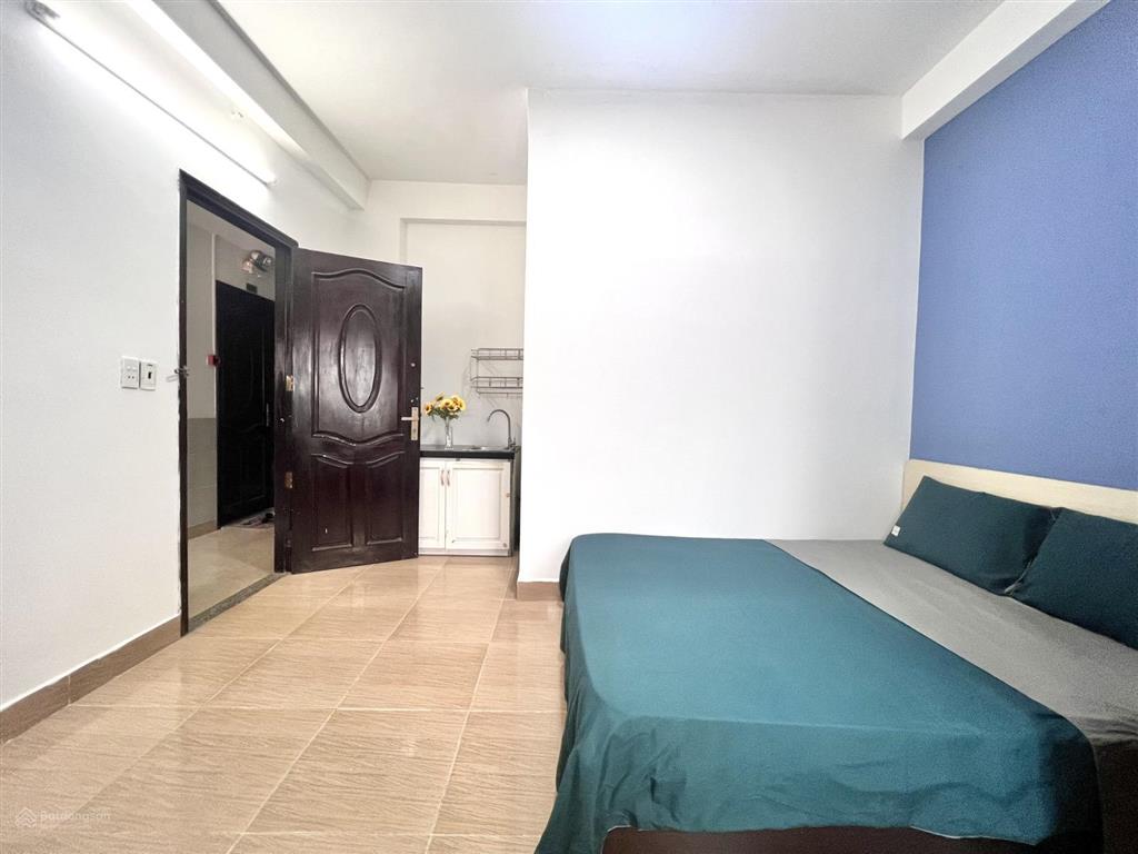 Phòng cửa sổ sáng 25m2 full nội thất nguyễn thị thập gần chợ tân mỹ