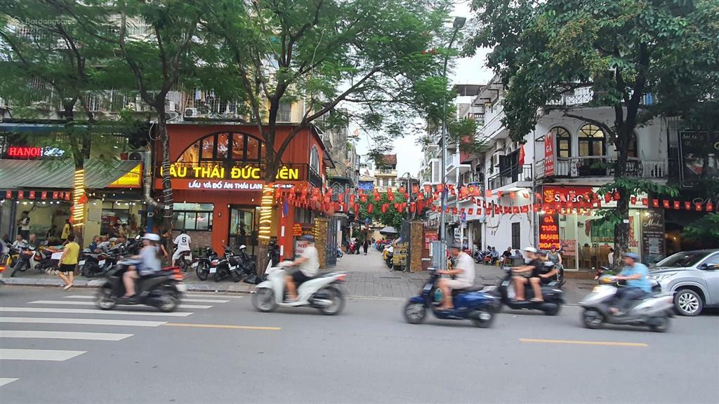 Cho thuê căn hộ chính chủ căn hộ tòa nhà mặt phố 86võ thị sáu, hbt, hn.  0965 878 ***