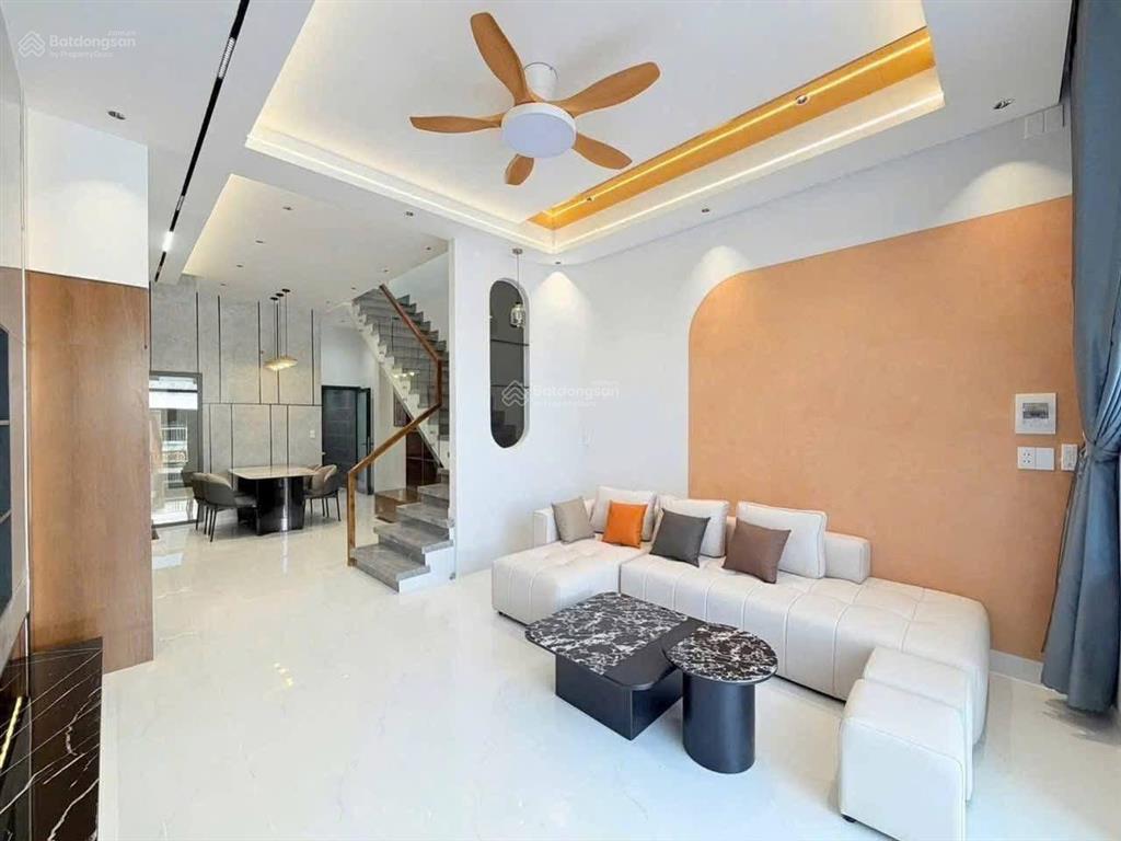 Bán nhà 1trệt1 lầu sổ thổ cư hoàn công cách giáo sứ thuận hoà 500m gia 3,5tỷ  0794 290 ***