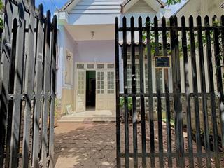 Bán nhà cấp 4 sát khu biệt thự tân phong 5x21 sổ thổ cư đường 6m gia 3.850  0794 290 ***