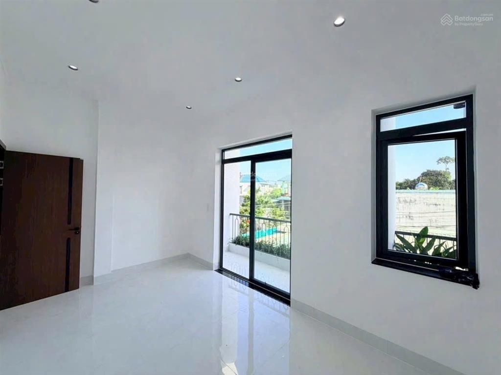 Bán nhà sổ riêng thổ cư 1trệt1lầu sân oto cách trường học tân phong 100m gia 3,550  0794 290 ***