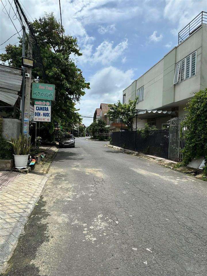 Bán nhà 8,2x22m sổ thổ cư thuộc khu dân cư tân phong 1trệt 1lầu, giá 8,2tỷ.  0794 290 ***