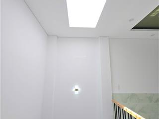 Bán nhà 1trệt1lầu sổ riêng thổ cư ,hoàn công diện tích 4x16 gia 3,6tỷ  0794 290 ***