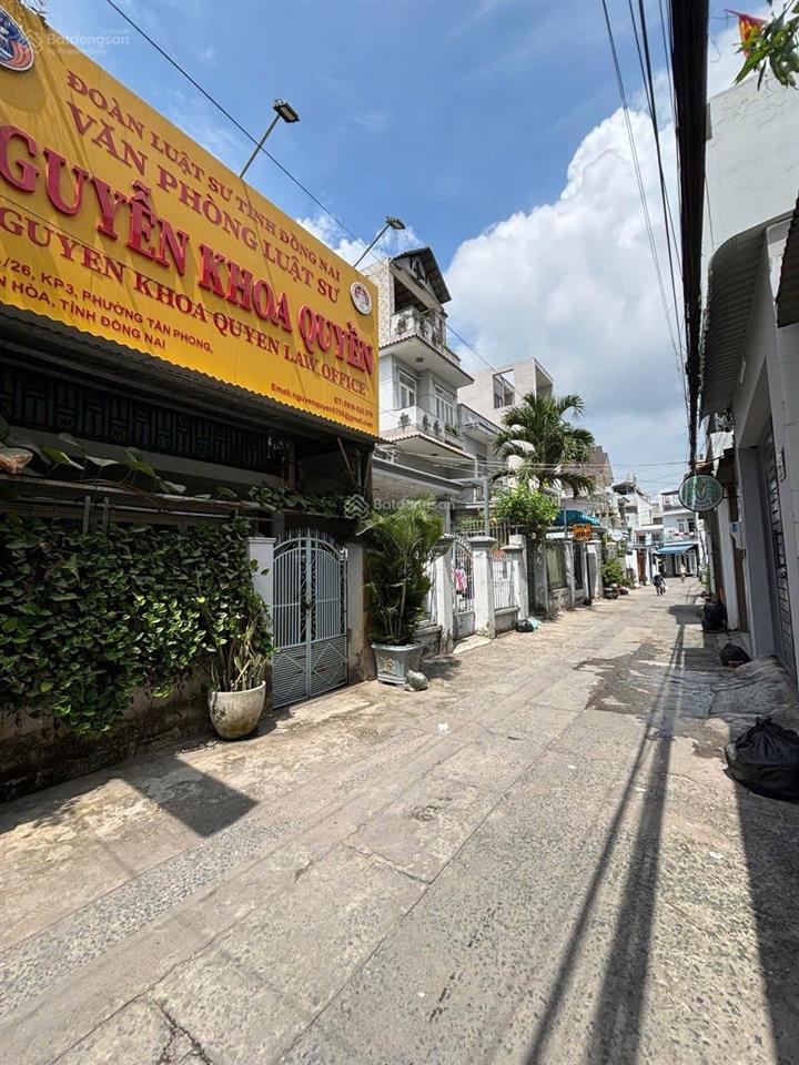 Bán đất sổ riêng thổ cư 5,5x25m, ô tô hẻm thông cách đường đồng khởi 200m, 2 tỷ 850.  0794 290 ***