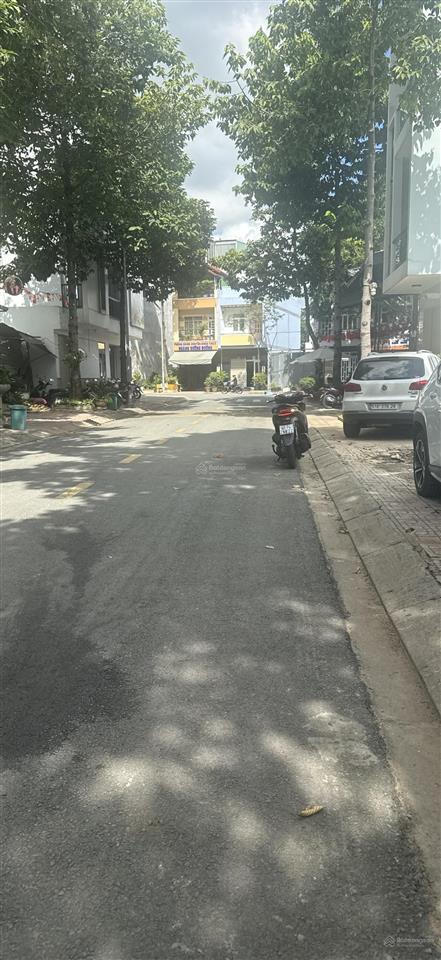 Bán đất sổ riêng thổ cư thuộc d2d 4,2x20, giá 6,2 tỷ