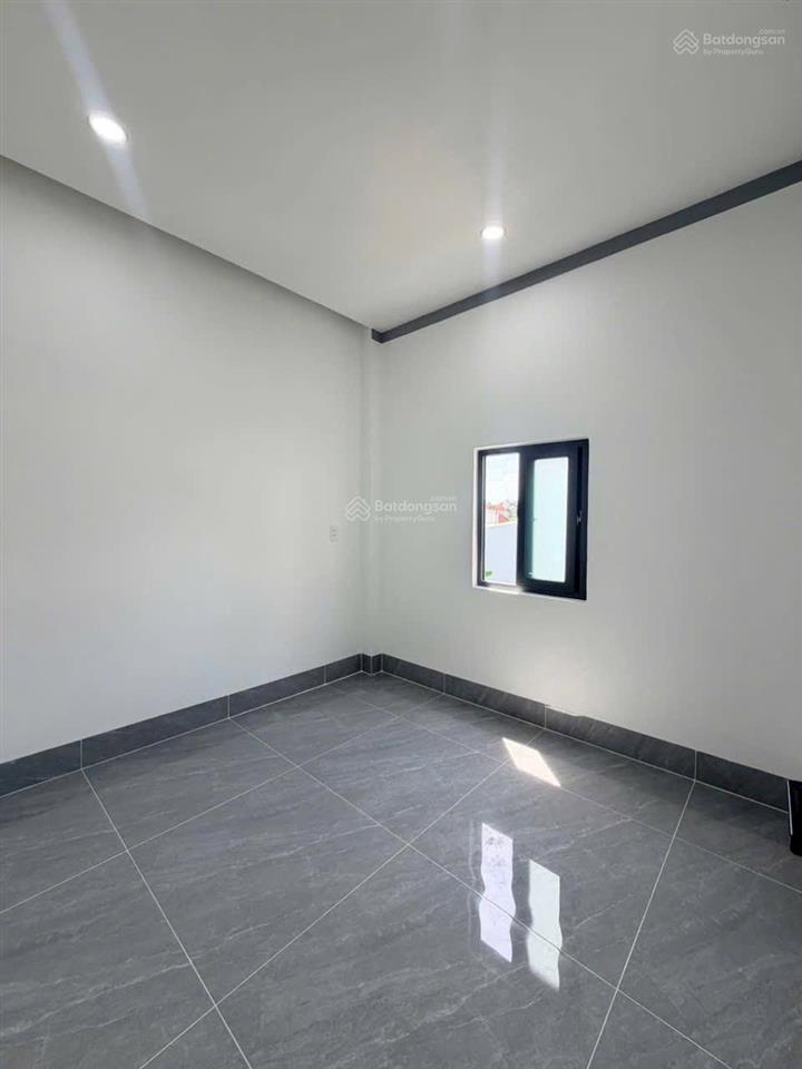 Bán nhà 1 trệt 1 lầu sổ riêng hoàn công 60m² tổng dt sàn 120 gia 3,150  0794 290 ***