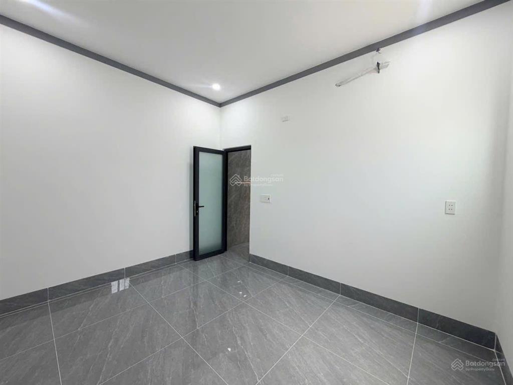 Bán nhà 1 trệt 1 lầu sổ riêng hoàn công 60m² tổng dt sàn 120 gia 3,150  0794 290 ***