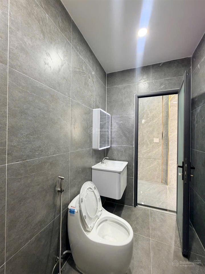 Bán nhà 1 trệt 1 lầu sổ riêng hoàn công 60m² tổng dt sàn 120 gia 3,150  0794 290 ***