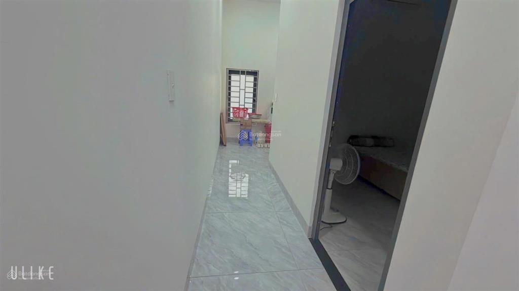 Bán nhà 1 trệt 1 lầu sổ riêng thổ cư 5,2x23 4p. ngủ  0794 290 ***