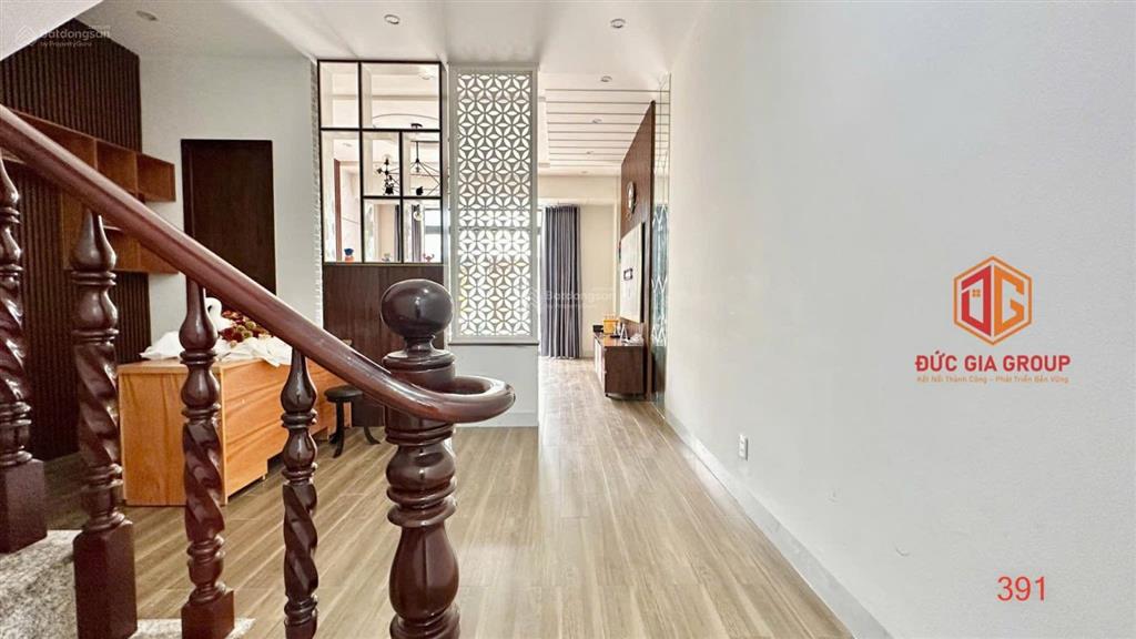 Bán nhà mặt tiền khu biệt thự tân phong 1 trệt 2 lầu đường nhựa 20m giá 6.5 tỷ  0794 290 ***