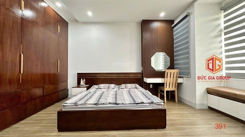 Bán nhà mặt tiền khu biệt thự tân phong 1 trệt 2 lầu đường nhựa 20m giá 6.5 tỷ  0794 290 ***