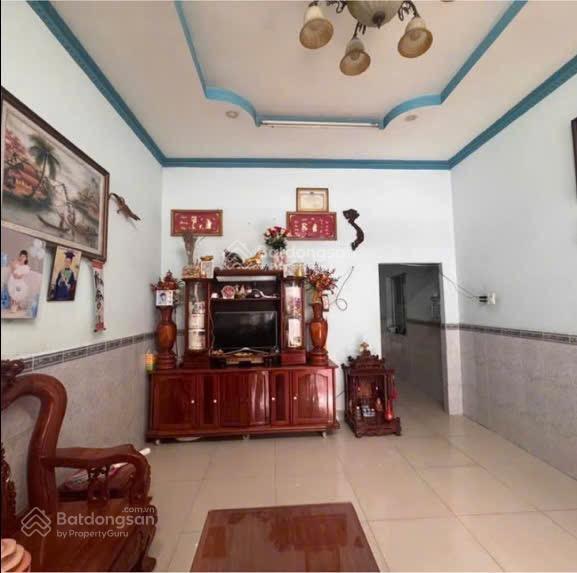 Bán nhà sổ riêng thổ cư 5x25 gác lửng đường 6m cách chợ 26 100m, 3,7 tỷ thương lượng 0794 290 ***