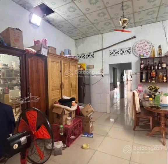 Bán nhà sổ riêng thổ cư 5x25 gác lửng đường 6m cách chợ 26 100m, 3,7 tỷ thương lượng 0794 290 ***