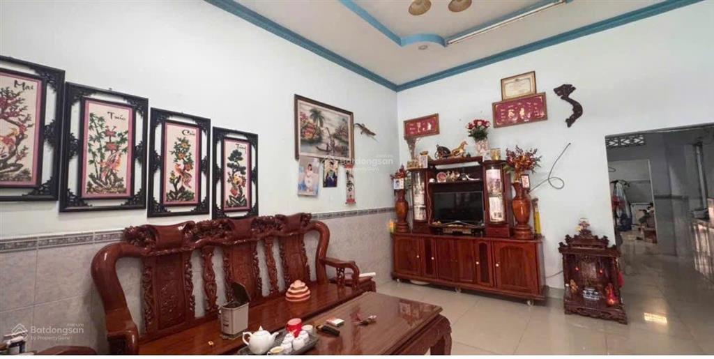 Bán nhà sổ riêng thổ cư 5x25 gác lửng đường 6m cách chợ 26 100m, 3,7 tỷ thương lượng 0794 290 ***