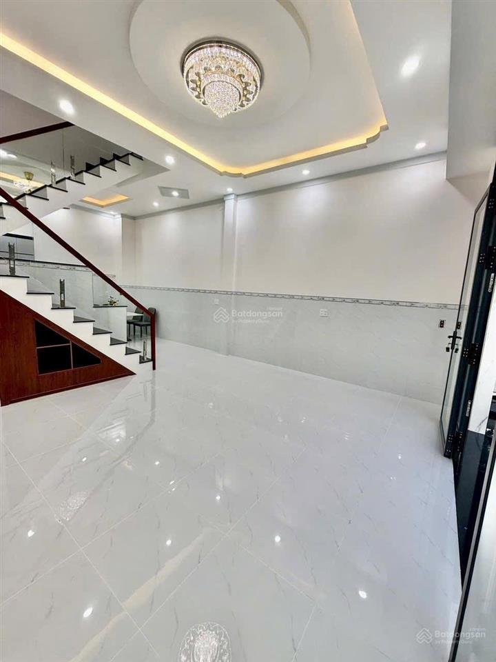 Bán nhà sổ riêng thổ cư 1 trệt 2 lầu ngay chợ phúc hải giá 4,4 tỷ,  0794 290 ***
