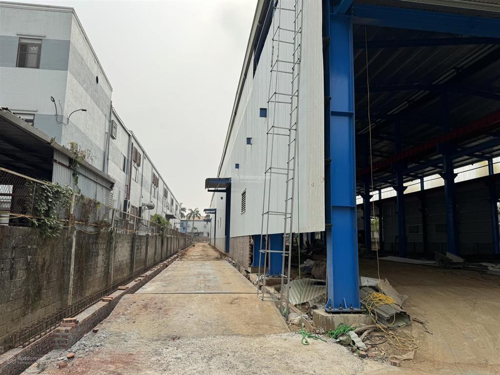Cho thuê 3000m2 diện tích kho xưởng tại kcn thạch thất pccc đầy đủ,  0964 859 ***
