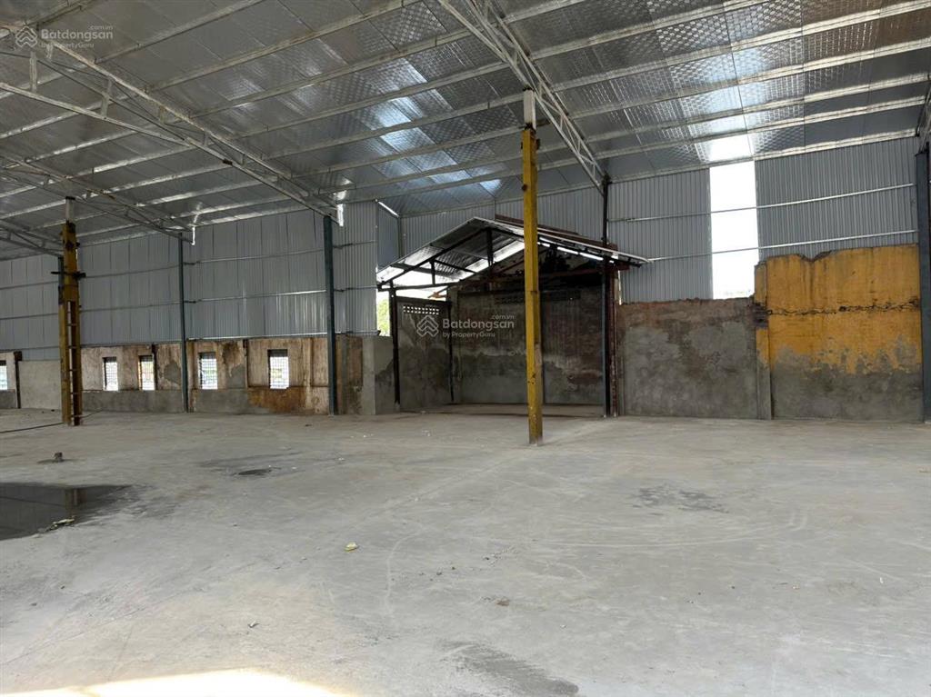 Cho thuê 235m² diện tích kho xưởng tại định công giáp bát hoàng mai hà nội  0964 859 ***