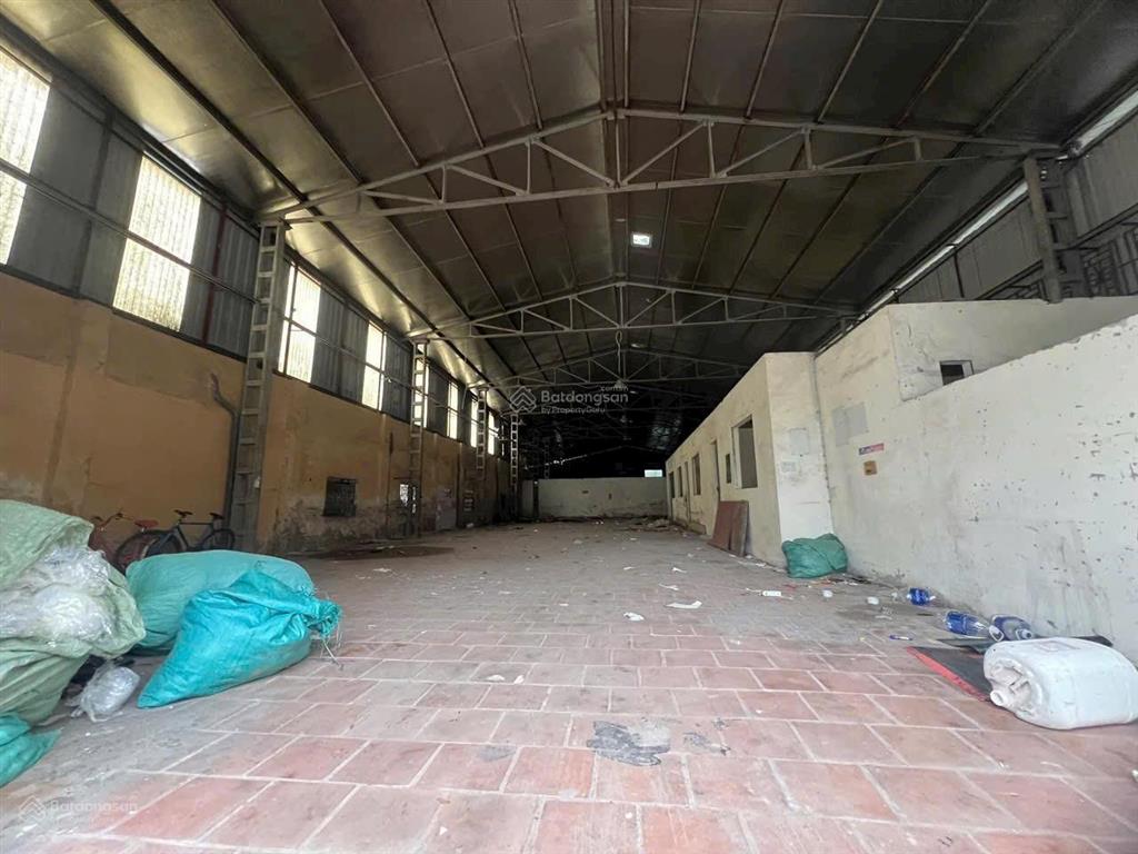 Cho thuê 235m² diện tích kho xưởng tại định công giáp bát hoàng mai hà nội  0964 859 ***