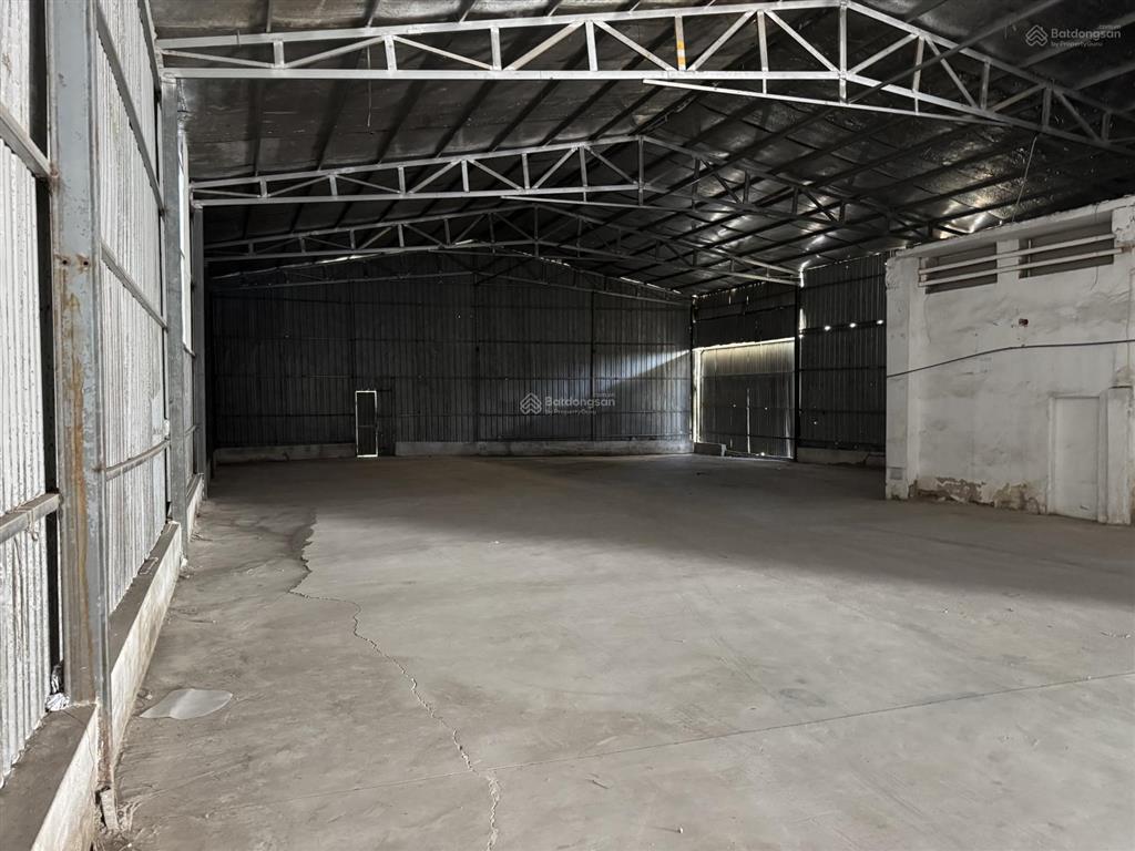 Cho thuê 290m2 diện tích kho xưởng tại đường giải phóng định công hoàng mai hà nội  0964 859 ***