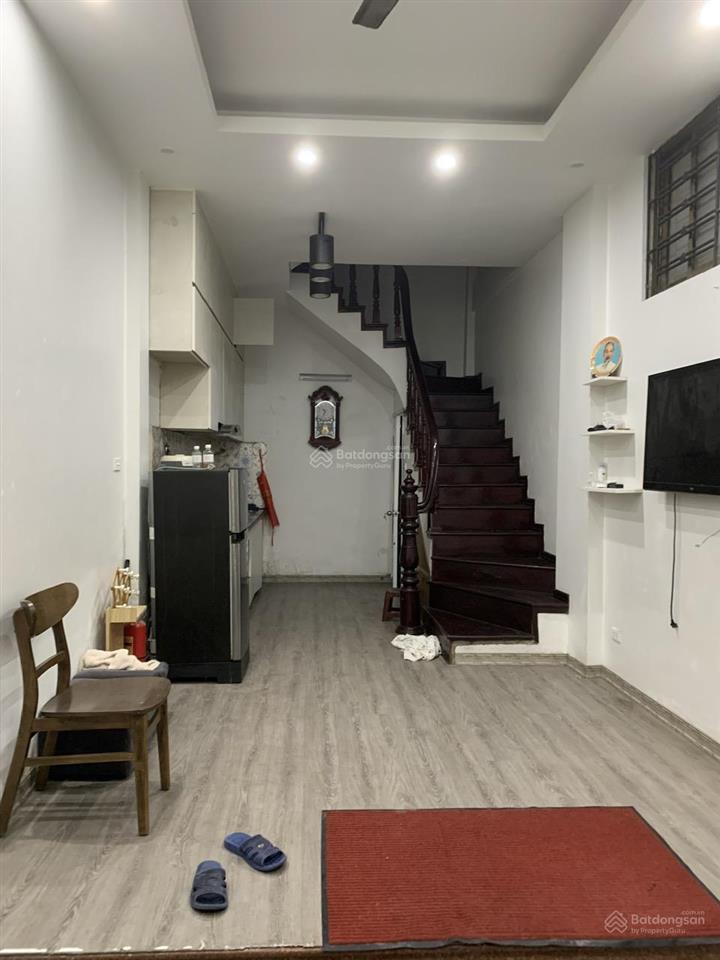 Cho thuê nhà 5 tầng đủ nội thất  giáp nhất, thanh xuân  15 tr/tháng