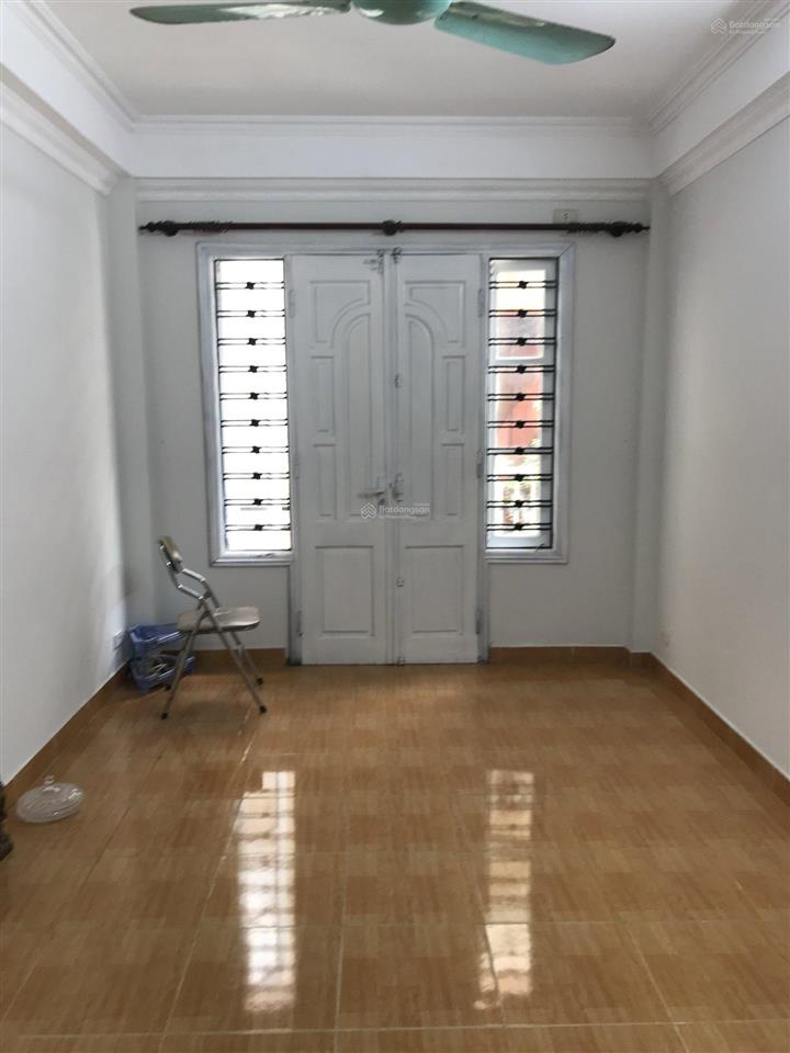 Cho thuê nhà 5 tầng đủ nội thất  giáp nhất, thanh xuân  15 tr/tháng
