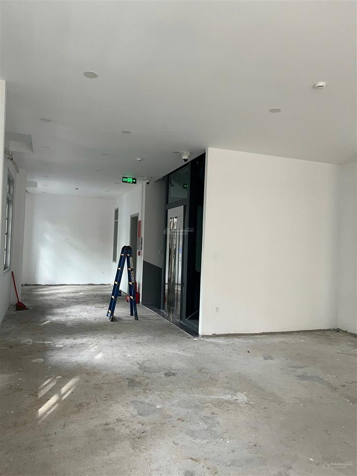 Chính chủ cho thuê nhà 2 mặt tiền trần thiện chánh, q10 sd 272m², tiện làm văn phòng, spa, nha khoa