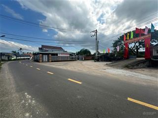 Bán lô đất 207m2 cát tân  phù cát. đường nhựa liên huyện. sổ sẵn. sát sân bay, khu dân cư đông đúc