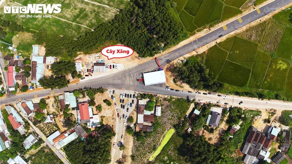 Bán lô đất ngay ngã tư cây xăng dầu số 2 tuyến đi ql19  kcn becamex vsip, nhơn tân cũ