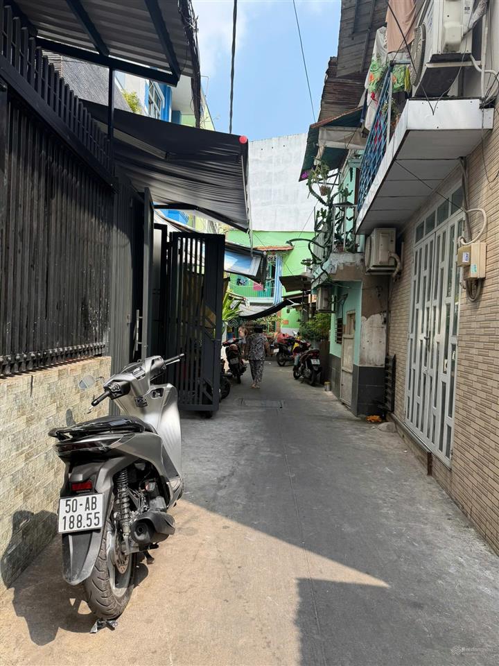 Bán nhà chính chủ gần cầu nguyễn tri phương 3pn 1t2l st hẻm 4m giá 5,75 tỷ