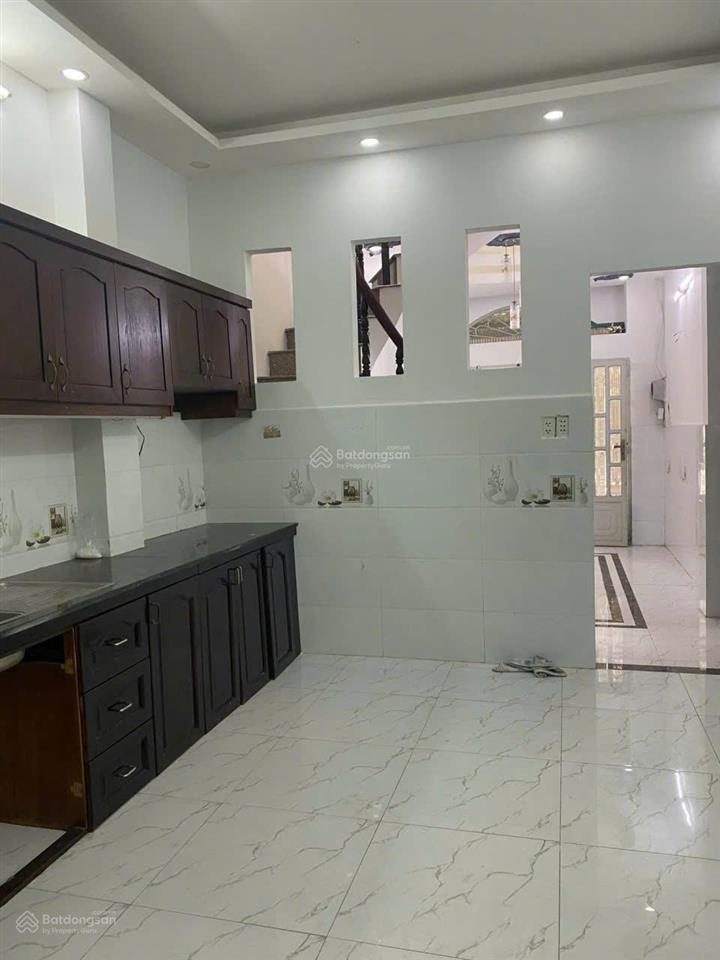 Tâm 0909 428 ***  nhà đường phạm thế hiển, phường 4, quận 8 khu dân cư đông đúc, tiện ích đầy đủ