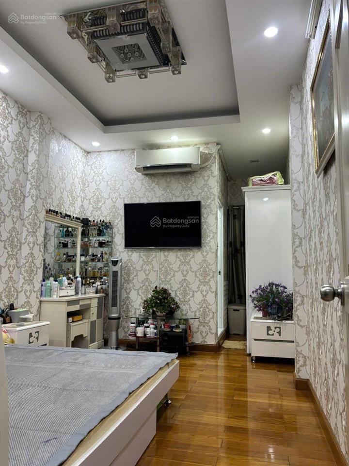 Tâm 0909 428 ***  nhà đẹp mt hẻm xe hơi đường hưng phú, p10, quận 8 vị trí cực kỳ thuận lợi, giá tốt