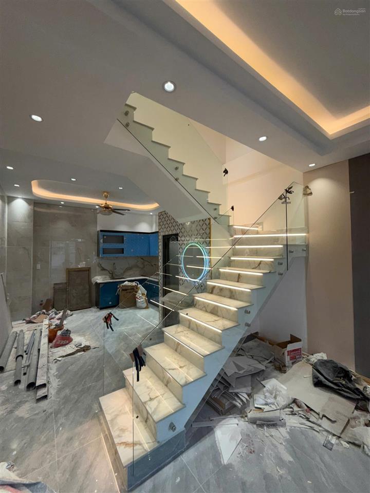 Nhà mt nội bộ q8 gần phạm hùng 4.5x9.5m trệt 2 lầu 4pn shr mua bán ngay giá 6.27 tỷ