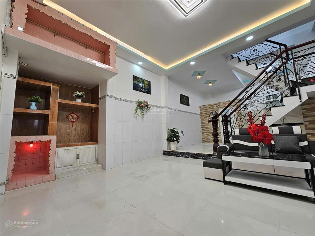 Nhà phạm thế hiển q8 ngang 9m hiếm, 1 trệt 1 lầu, 23pn, sổ hoàn công, giá 5,39 tỷ
