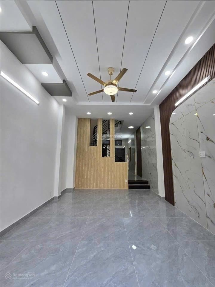 Mặt tiền nội bộ đối diện công viên bông sao  nhà đẹp gỗ căm xe cao cấp  p5 q8