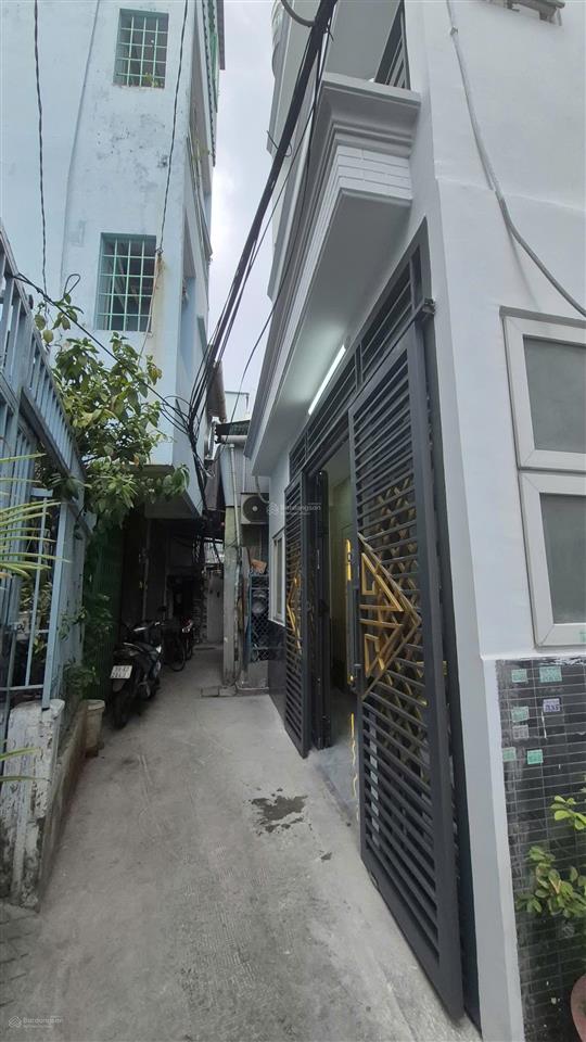 Nhà đẹp p9, q8, gần cầu nguyễn tri phương 3pn, hẻm thông, cách mt 70m, 5,48 tỷ