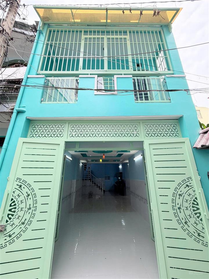 Bán nhà ba đình, p. chánh hưng, q8 cũ  3.7x13m nở hậu 4.2m, 1 lầu, gần mặt tiền, shr, 5.9 tỷ